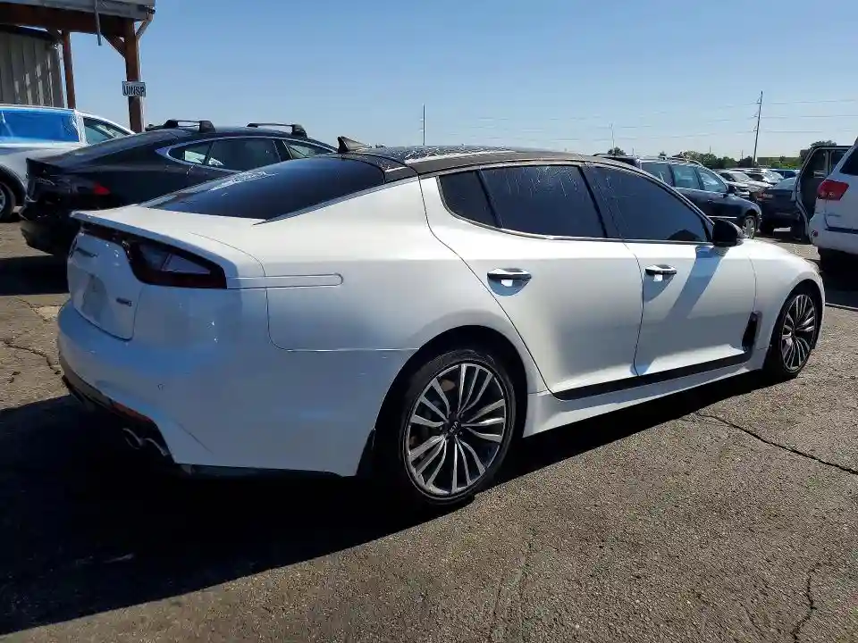 KNAE25LA6J6033422 2018 KIA STINGER-2