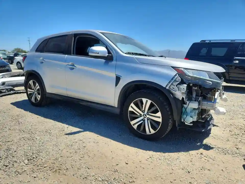 JA4AR3AU4LU018330 2020 MITSUBISHI OUTLANDER-3