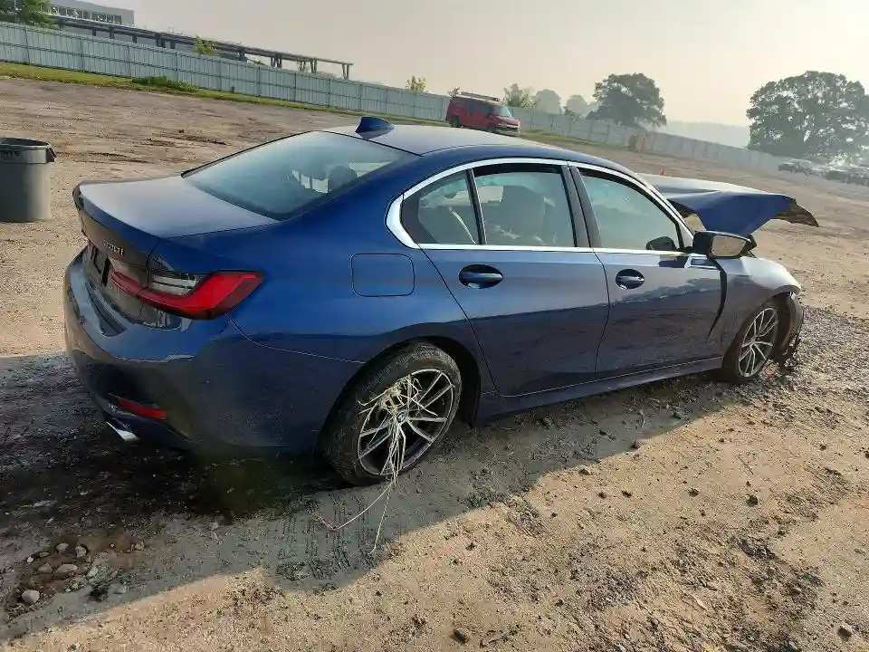 3MW5R7J06M8B96036 2021 BMW 3 SERIES-2