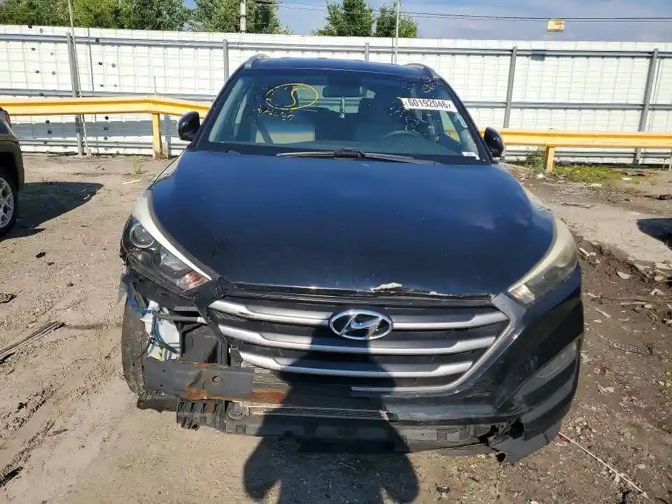 KM8J3CA49JU627199 2018 HYUNDAI TUCSON-4