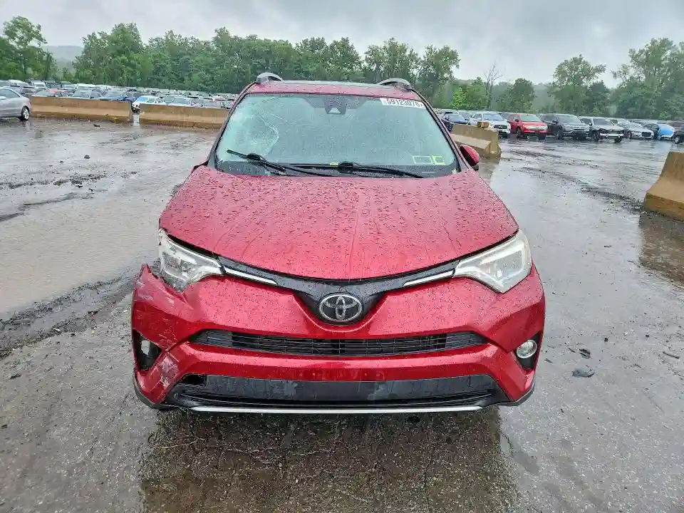 JTMDFREV2JD256787 2018 TOYOTA RAV4-4