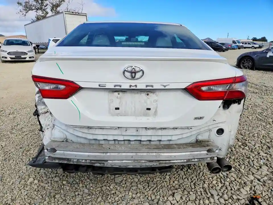 JTNB11HK8J3056295 2018 TOYOTA CAMRY-5