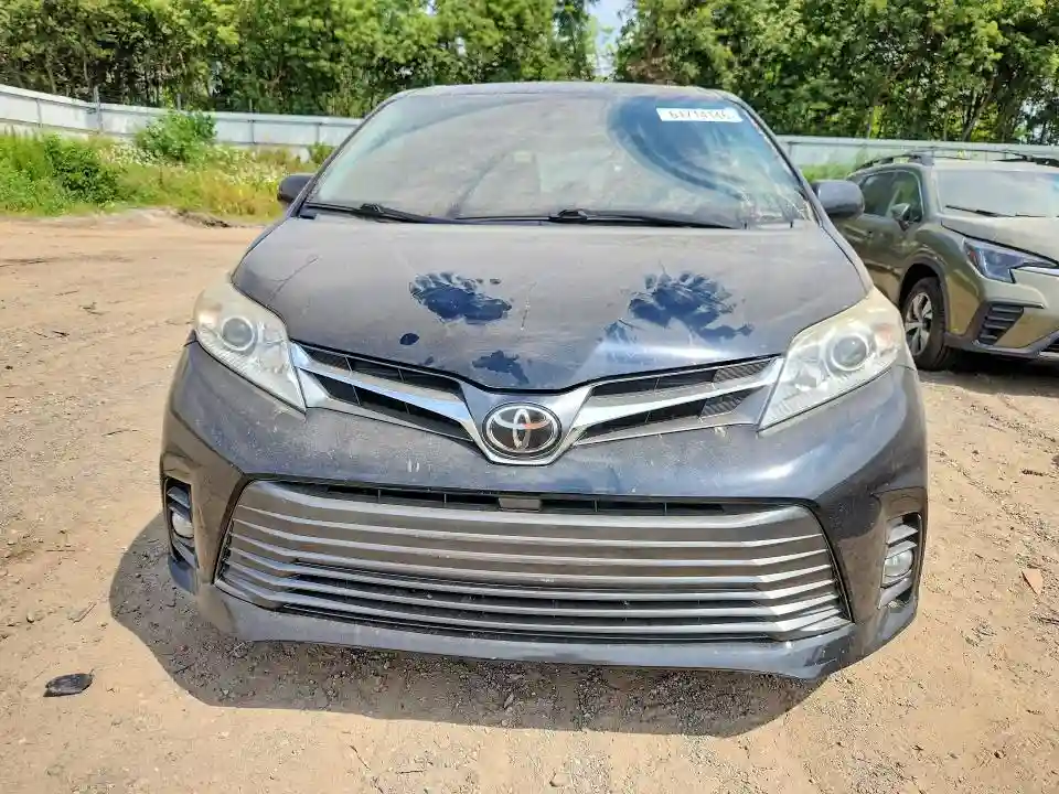 5TDDZ3DC4JS189702 2018 TOYOTA SIENNA-4