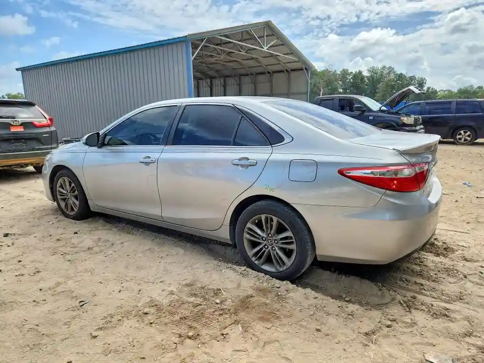4T1BF1FKXHU451474 2017 TOYOTA CAMRY-1