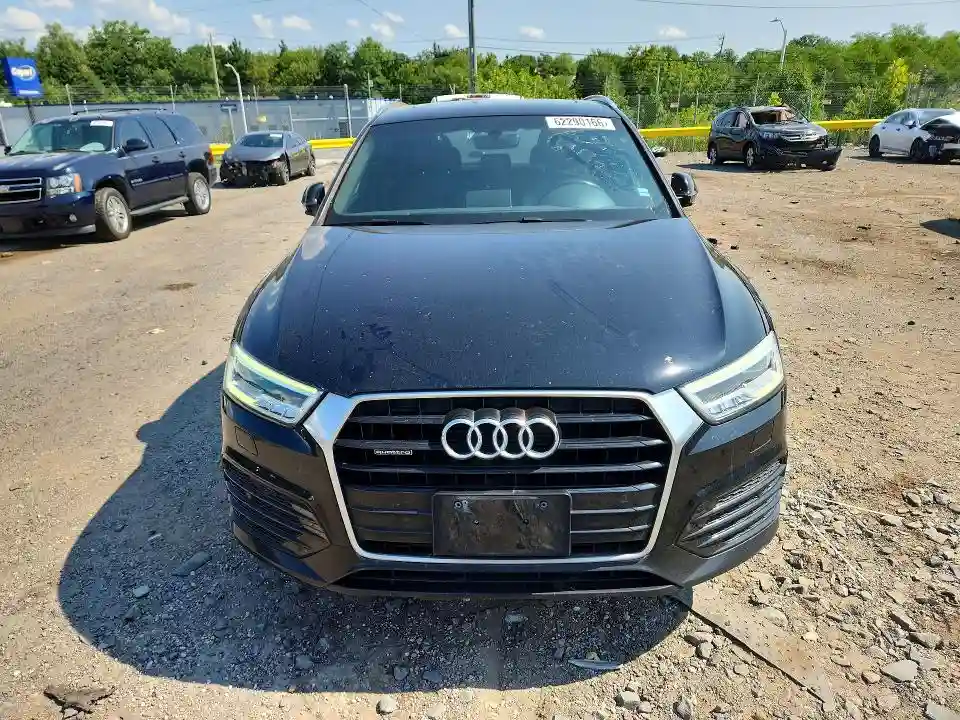 WA1JCCFS4JR007918 2018 AUDI Q3-4