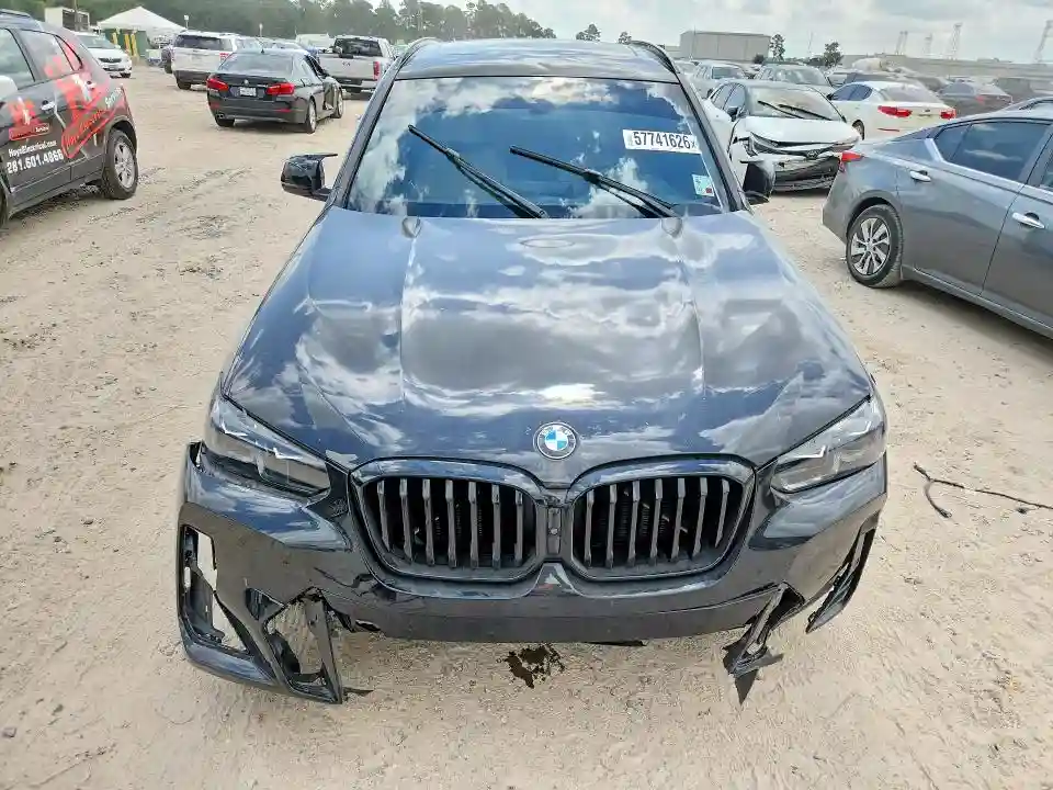 5UX43DP04R9X38817 2024 BMW X3-4