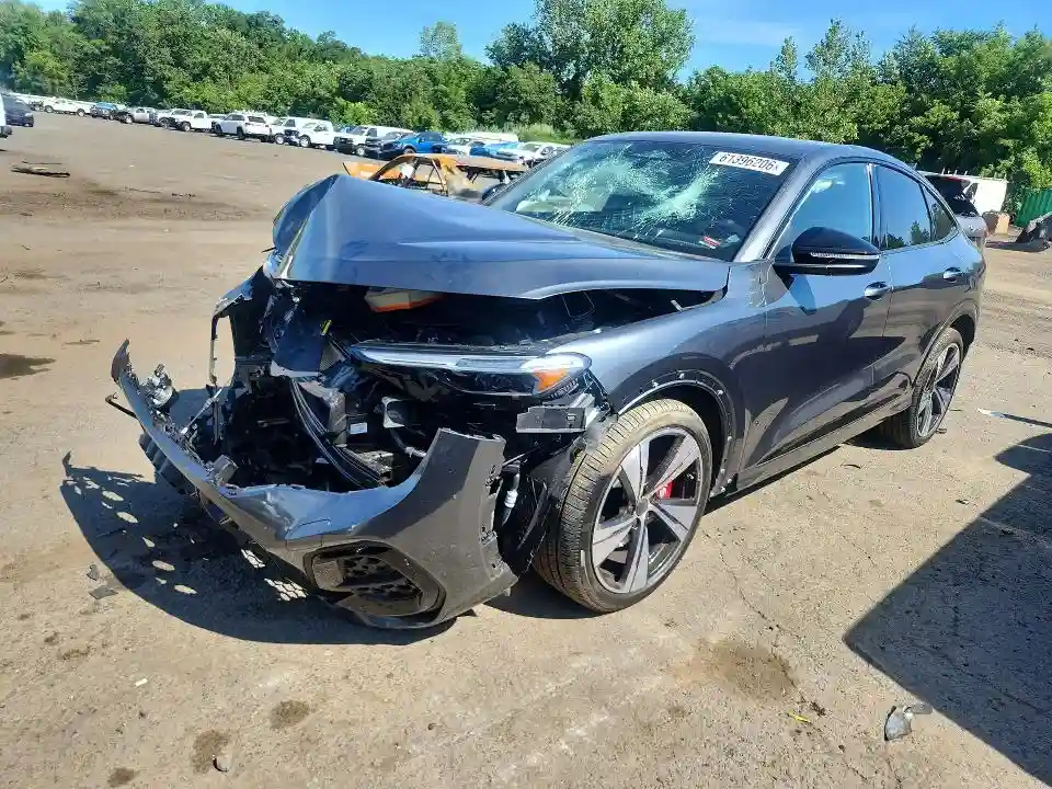 WA1B5AGU8T2027720 2026 AUDI SQ5-0
