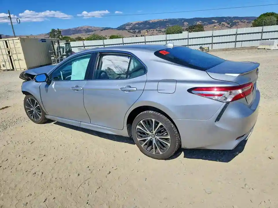 4T1G11AK4LU309481 2020 TOYOTA CAMRY-1