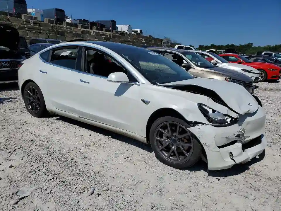 5YJ3E1EA7LF747252 2020 TESLA MODEL 3-3
