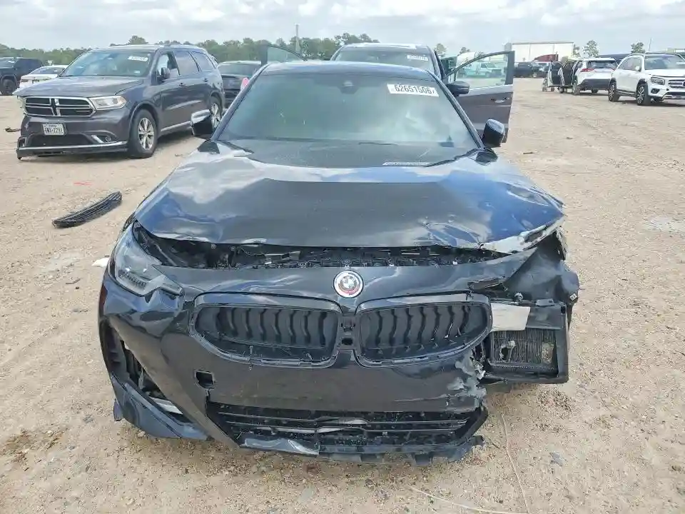 3MW53CM08P8D25842 2023 BMW M2-4
