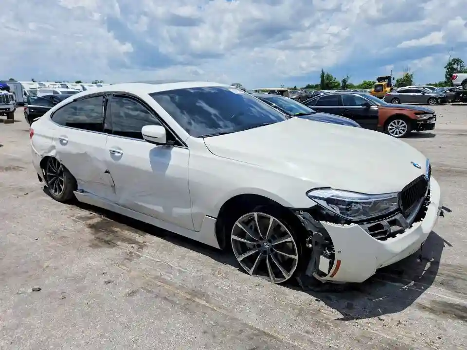 WBAJV6C57JBC99654 2018 BMW 6 SERIES-3
