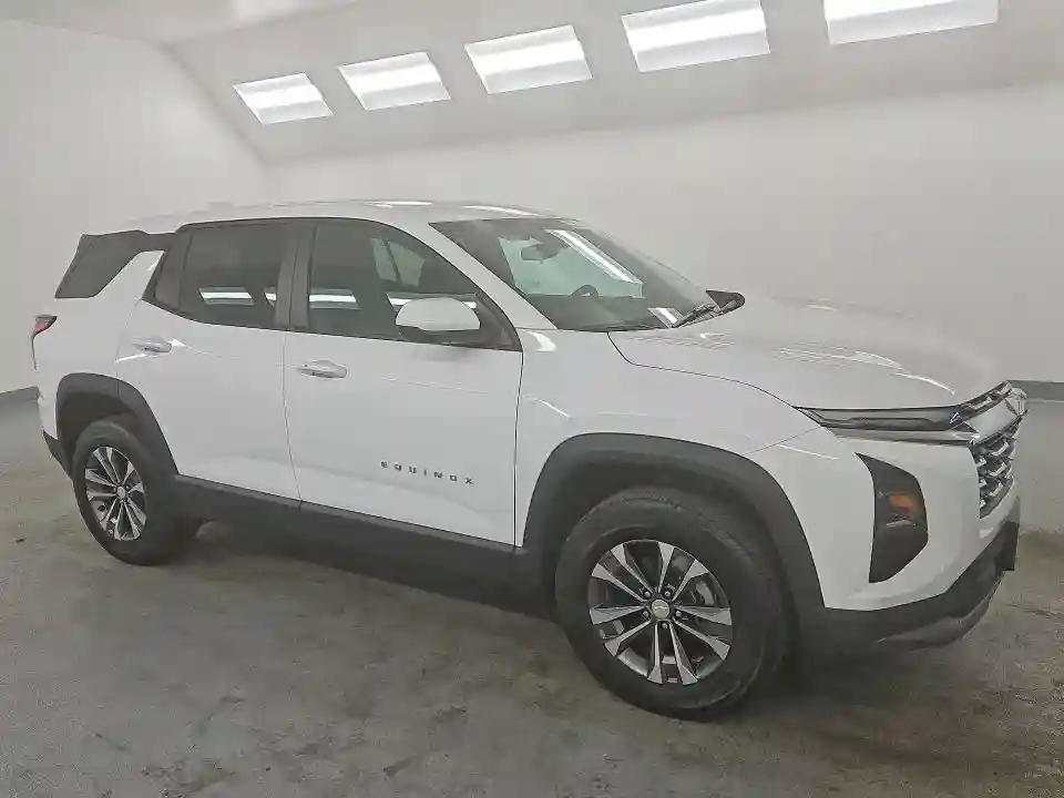 3GNAXHEG3TL510460 2026 CHEVROLET EQUINOX-3