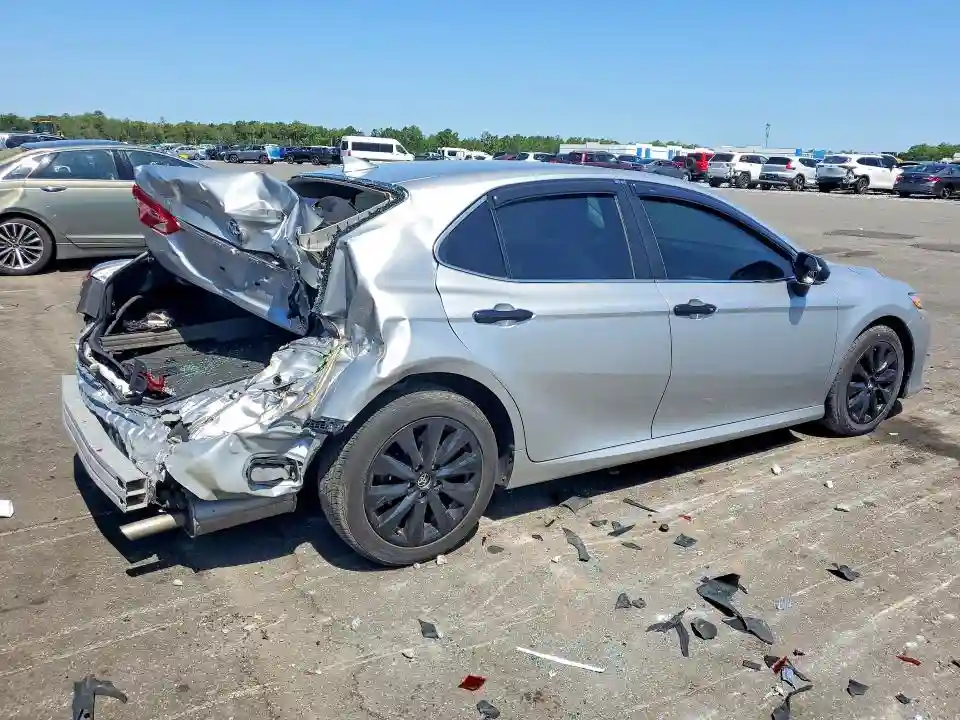 4T1C11BK4LU009470 2020 TOYOTA CAMRY-2