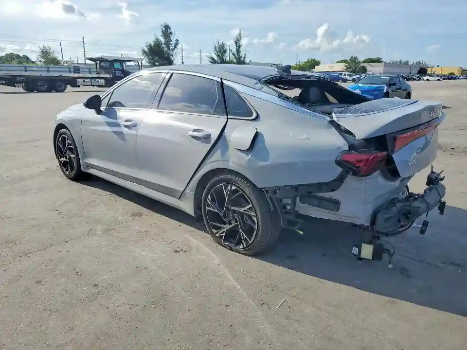KNAG64J7XS5268668 2025 KIA K5-1