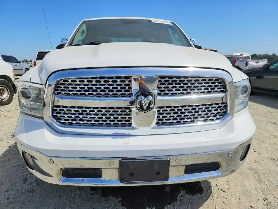 1C6RR7NM4JS338659 2018 RAM 1500-4