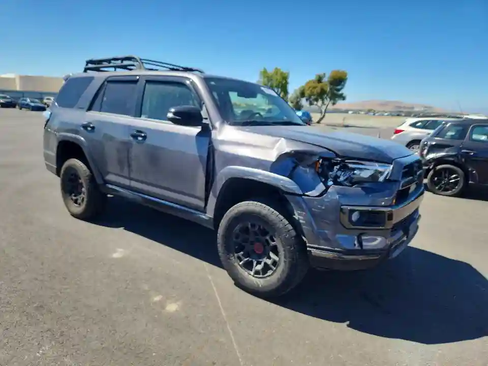 JTEBU5JR5L5816034 2020 TOYOTA 4RUNNER-3