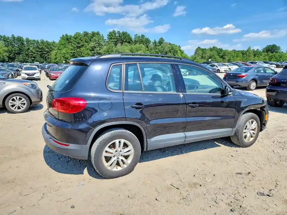 WVGBV7AX6HK021803 2017 VOLKSWAGEN TIGUAN-2
