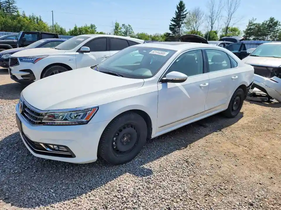 1VWBA7A38JC042839 2018 VOLKSWAGEN PASSAT-0