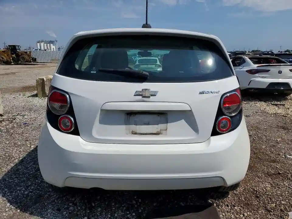 1G1JA6SH8F4198005 2015 CHEVROLET SONIC-5