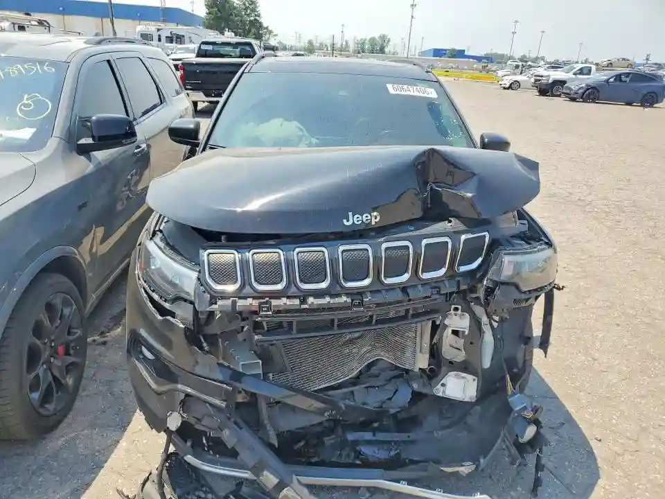 3C4NJDCB0NT226458 2022 JEEP COMPASS-4