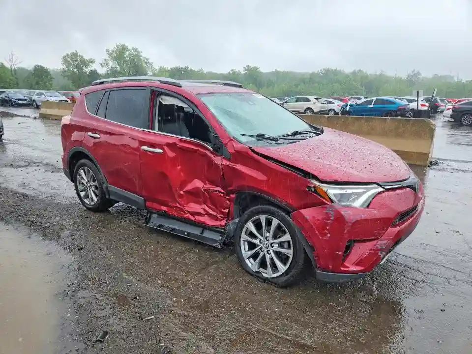 JTMDFREV2JD256787 2018 TOYOTA RAV4-3