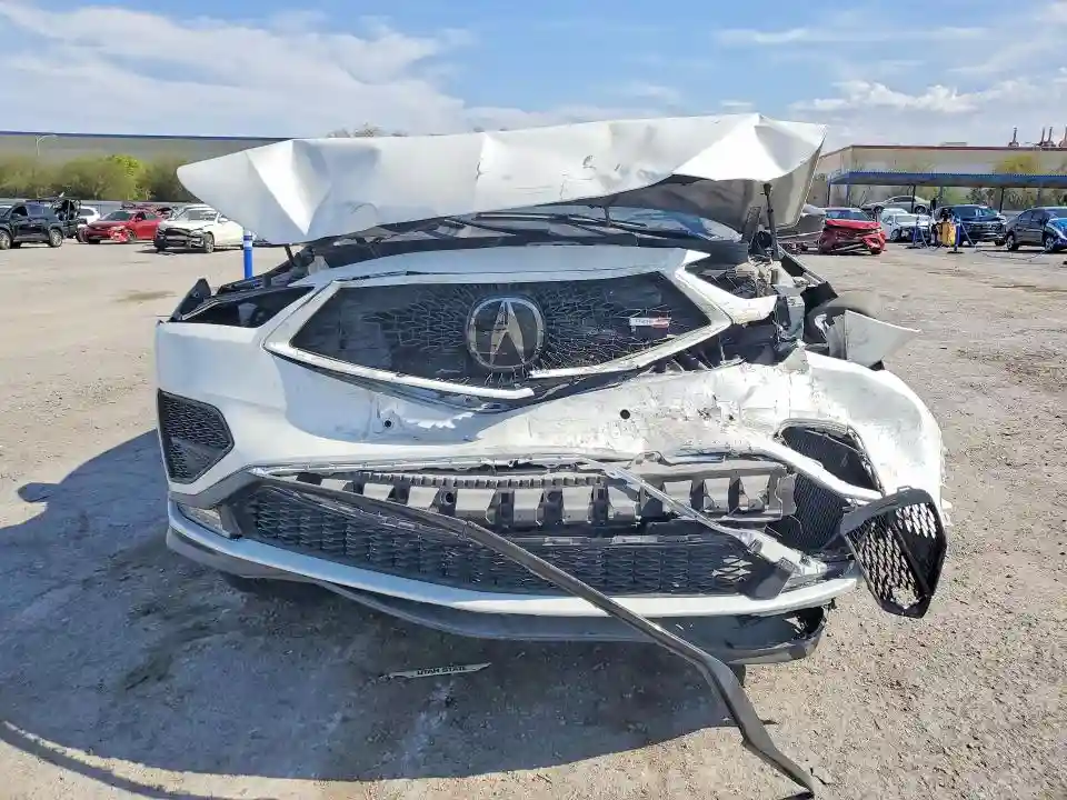 5J8YD8H80PL000154 2023 ACURA MDX-4