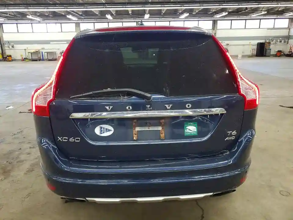 YV4902RM7F2734914 2015 VOLVO XC60-5