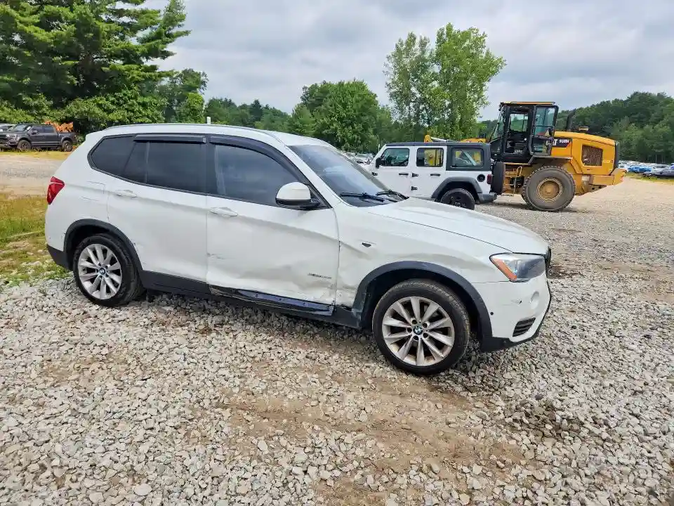 5UXWX9C36H0W71747 2017 BMW X3-3