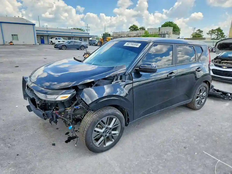 KNDJ33AU9N7153683 2022 KIA SOUL-0