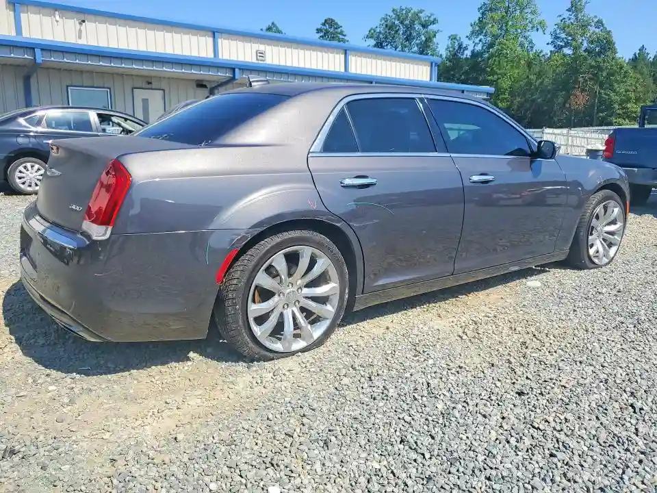 2C3CCAEG4KH585684 2019 CHRYSLER 300-2