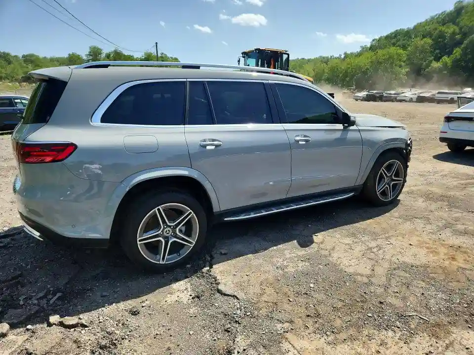 4JGFF5KE3SB338512 2025 MERCEDES-BENZ GLS-CLASS-2