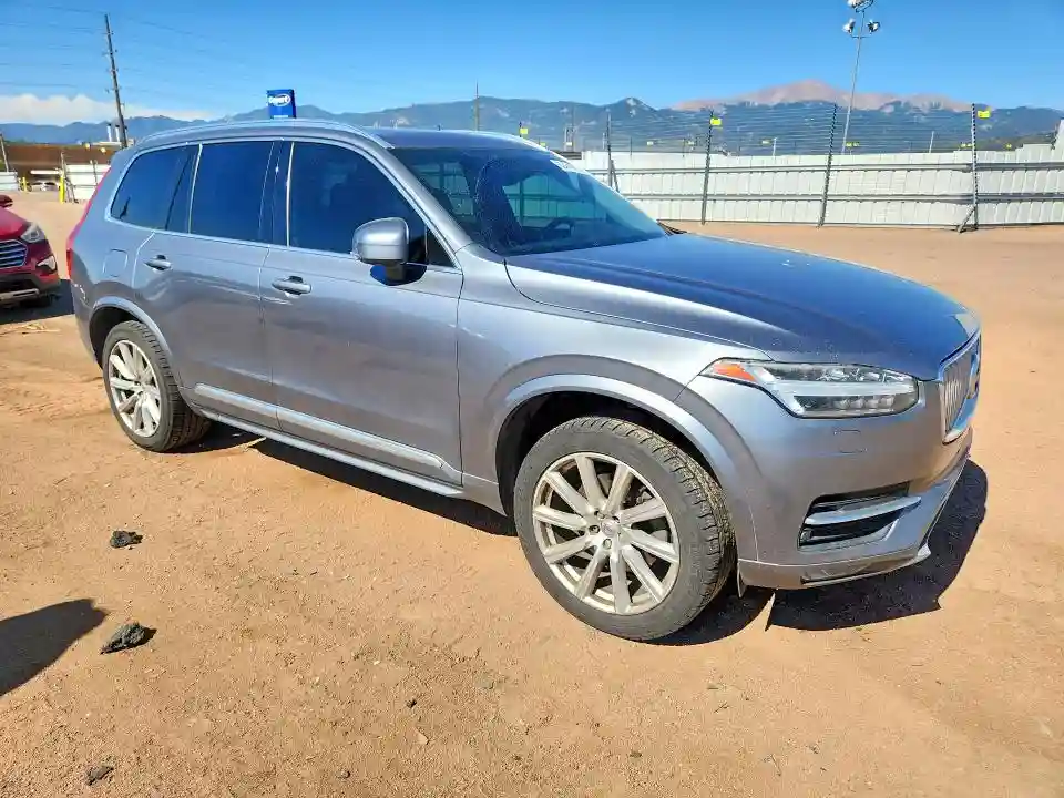 YV4A22PL9G1053081 2016 VOLVO XC90-3