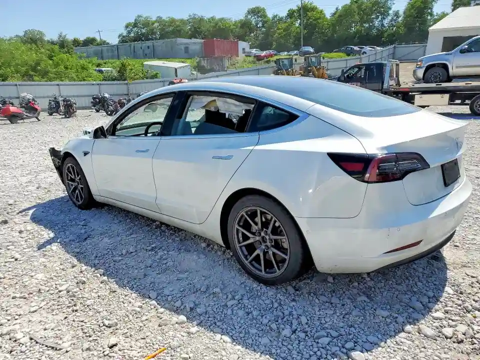 5YJ3E1EA7LF747252 2020 TESLA MODEL 3-1