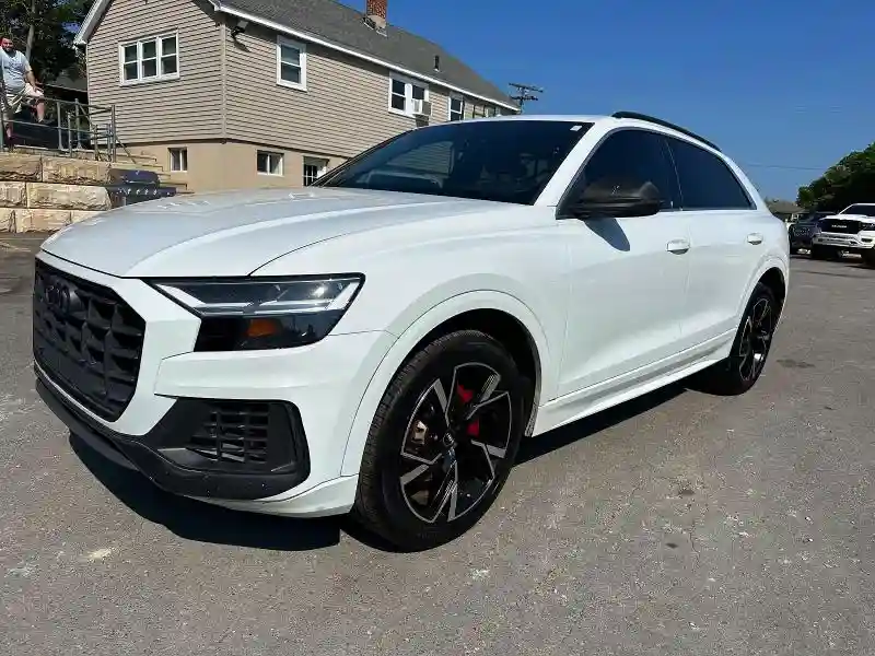 WA1AVAF14KD019524 2019 AUDI Q8-0