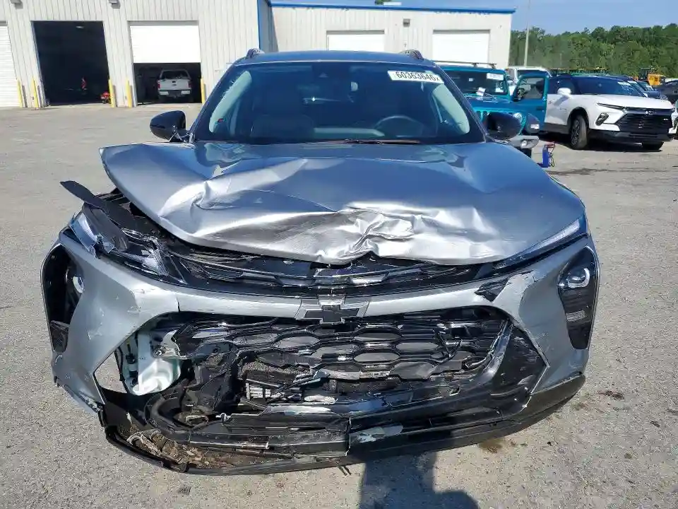 KL77LKEP3SC103547 2025 CHEVROLET TRAX-4
