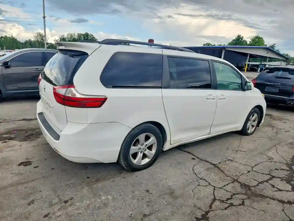 5TDKK3DC4FS539039 2015 TOYOTA SIENNA-2