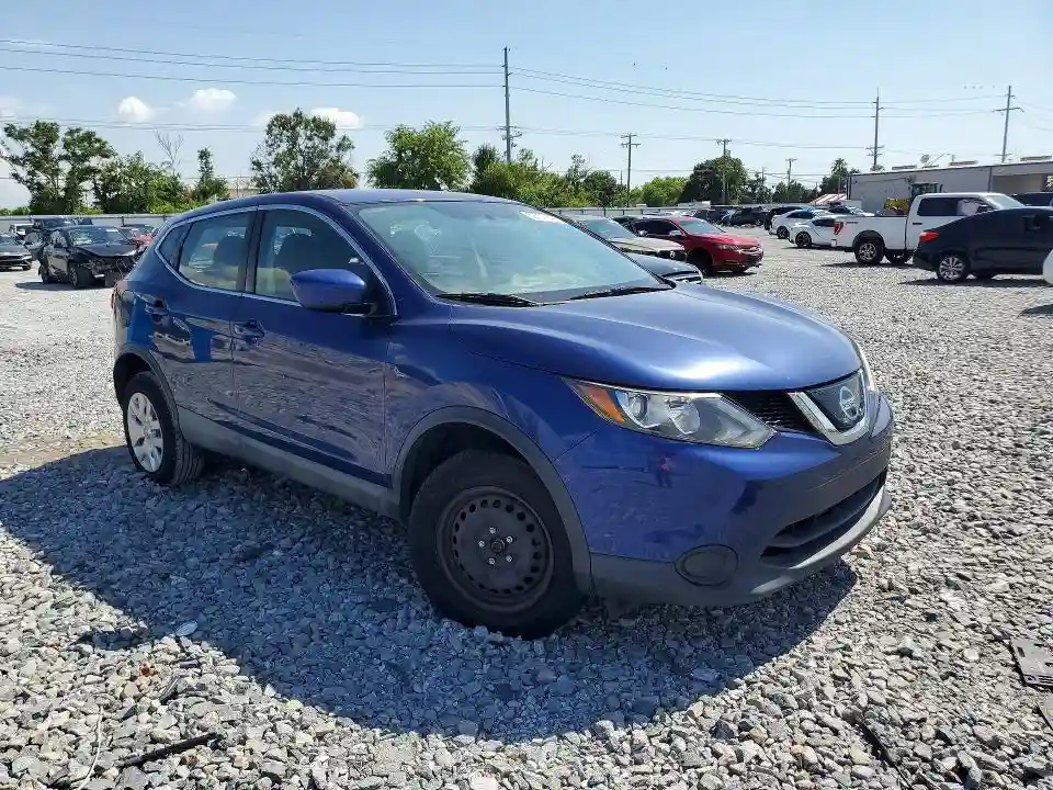 JN1BJ1CP5KW229832 2019 NISSAN ROGUE-3