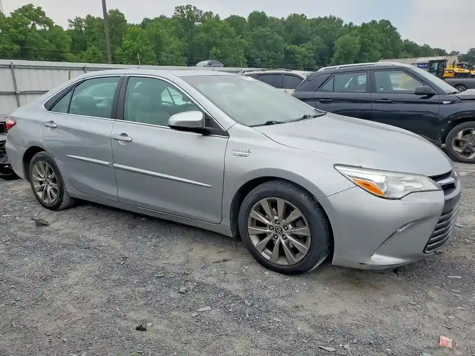 4T1BD1FKXHU208964 2017 TOYOTA CAMRY SOLA-3