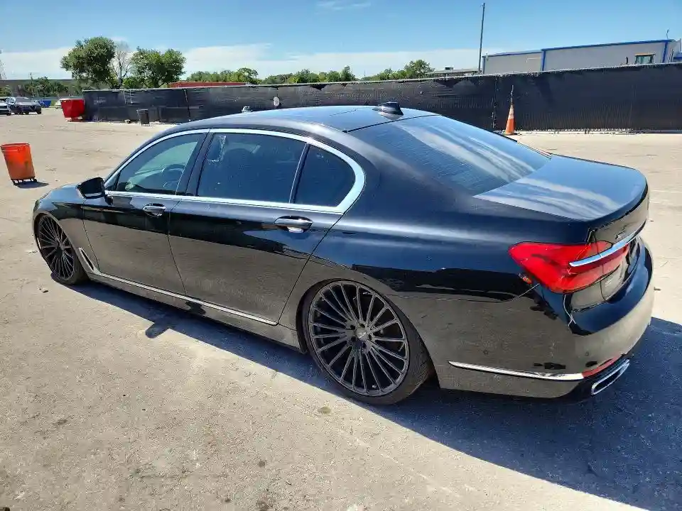 WBA7F2C57GG419252 2016 BMW 7 SERIES-1