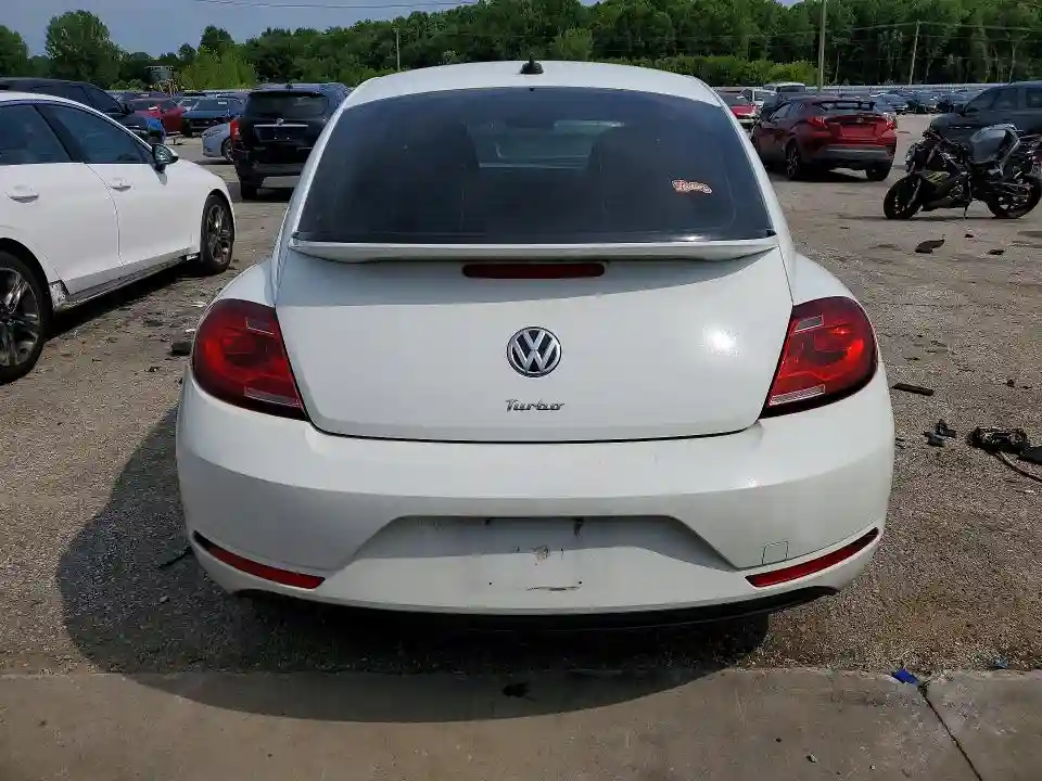 3VWFD7AT4JM714189 2018 VOLKSWAGEN BEETLE-5