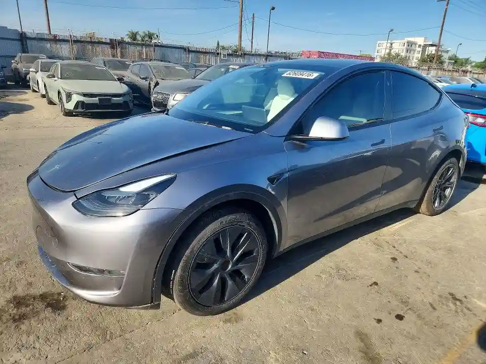 7SAYGDEE7SF240633 2025 TESLA MODEL Y-0