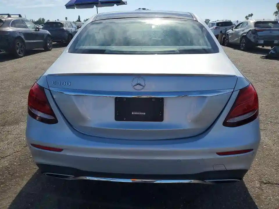 WDDZF4JB9HA166624 2017 MERCEDES-BENZ E-CLASS-5