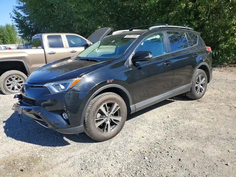 2T3RFREV4JW745944 2018 TOYOTA RAV4-0