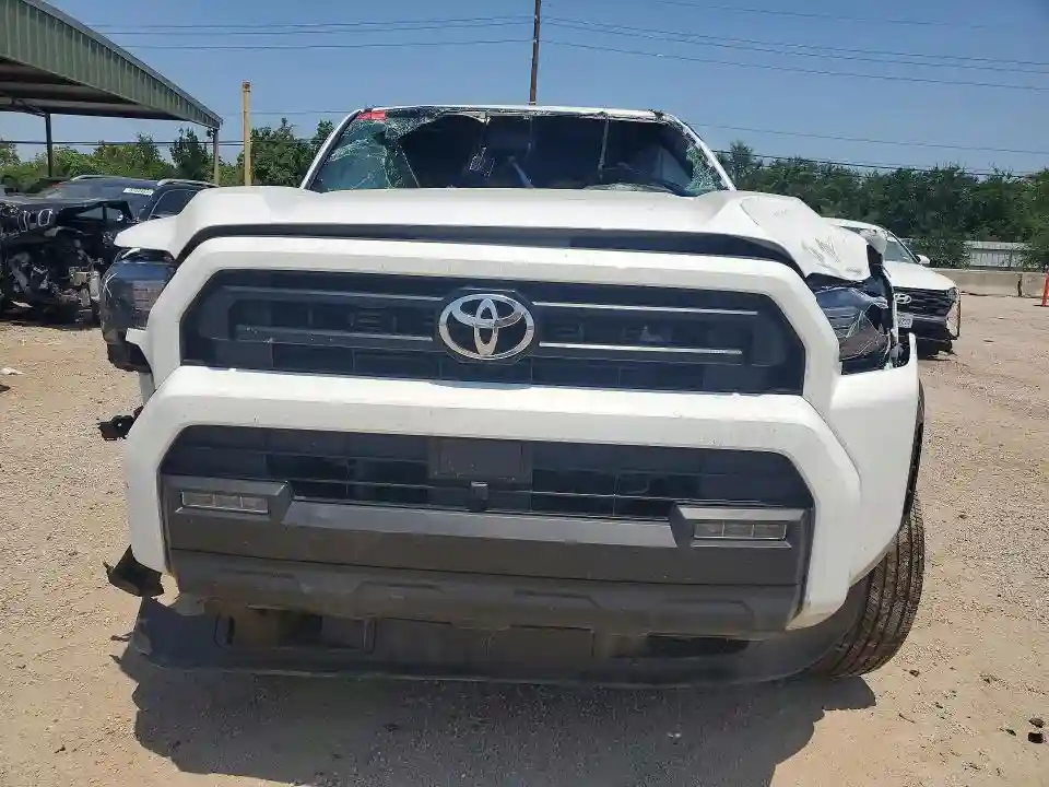 JTEVA5BR4T5107860 2026 TOYOTA 4RUNNER-4
