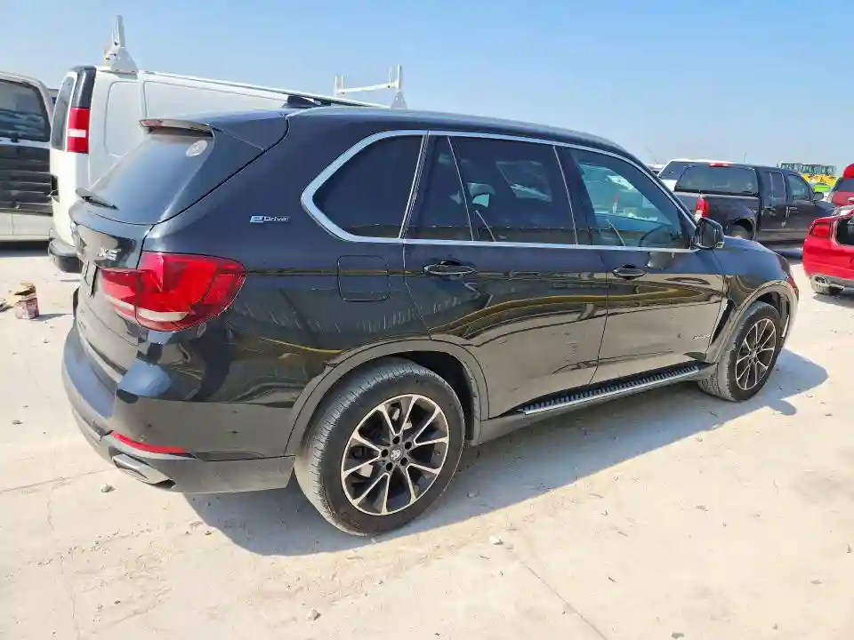 5UXKT0C55J0V99470 2018 BMW X5-2