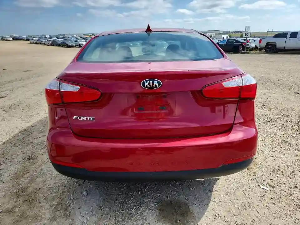 KNAFX4A61G5513428 2016 KIA FORTE-5