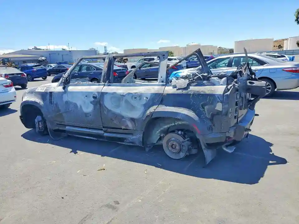 SALEWEEE7P2198718 2023 LAND ROVER DEFENDER-1