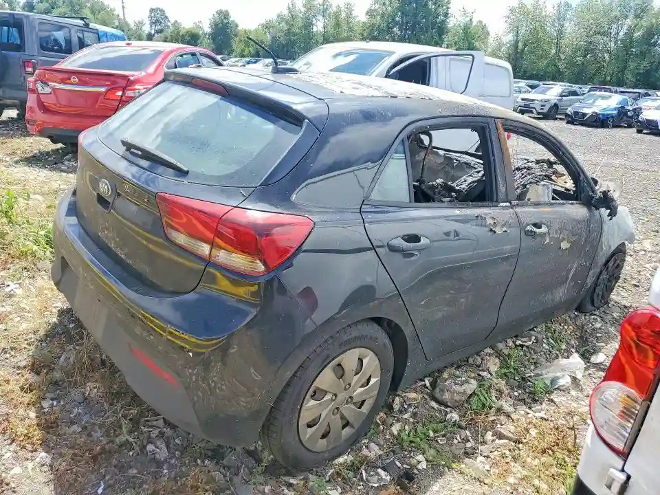 3KPA25AB1JE088738 2018 KIA RIO-2