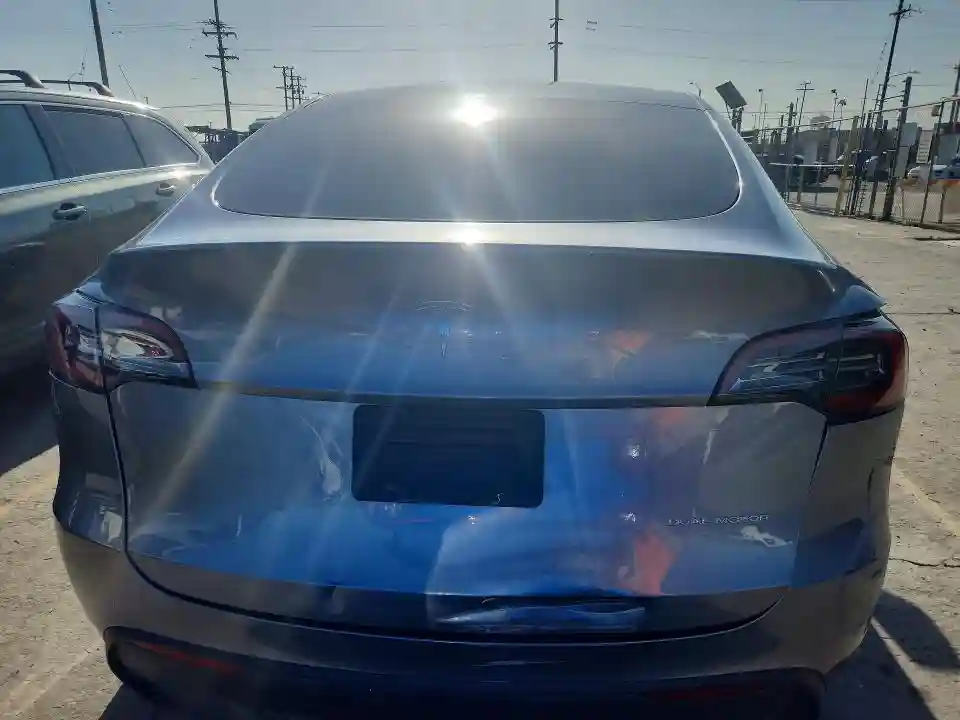 7SAYGDEE7SF240633 2025 TESLA MODEL Y-5