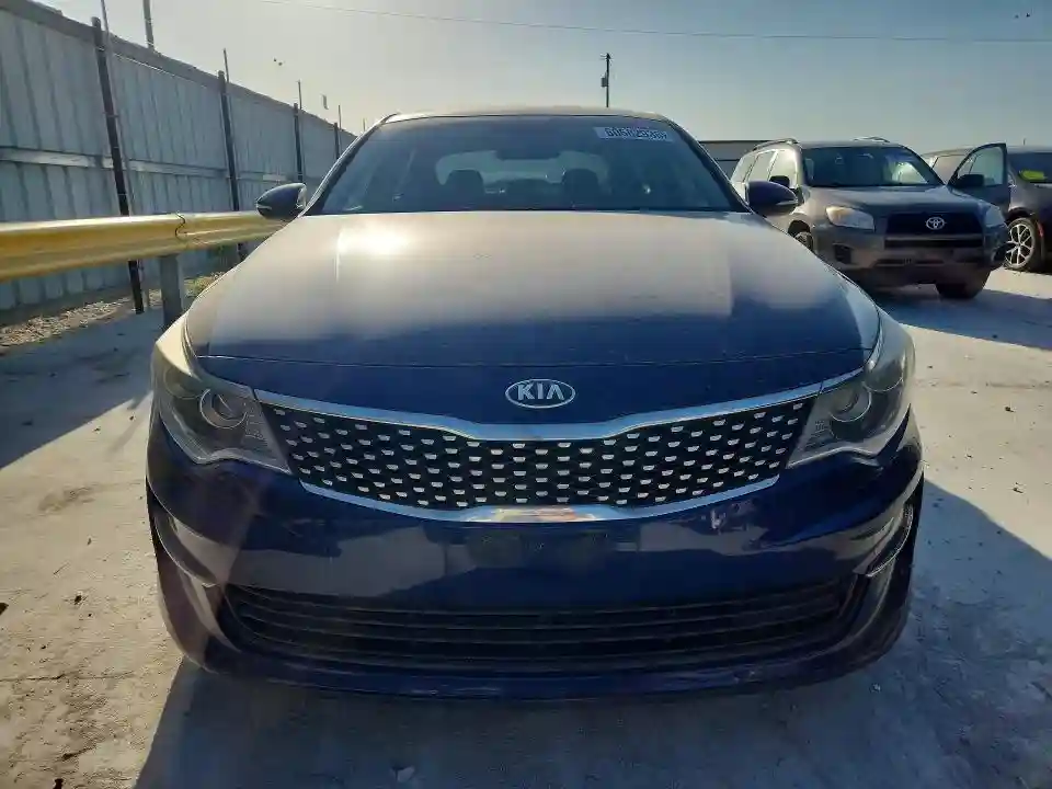 5XXGU4L33GG083920 2016 KIA OPTIMA-4